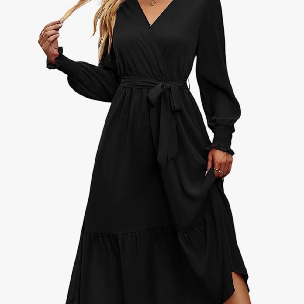 Black Maxi Sundress with Bishop Sleeves and V-Neck